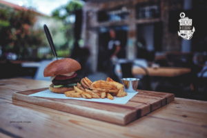 ANCHOR FoodBar in Vourvourou, Halkidiki