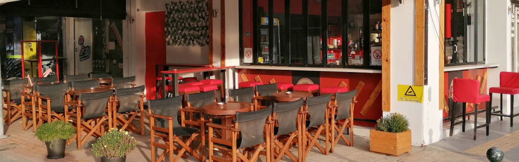 Cafe Delaville, Serres