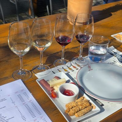Private Wine Tasting and Vineyard Experience in Naoussa with Local Winery Visit