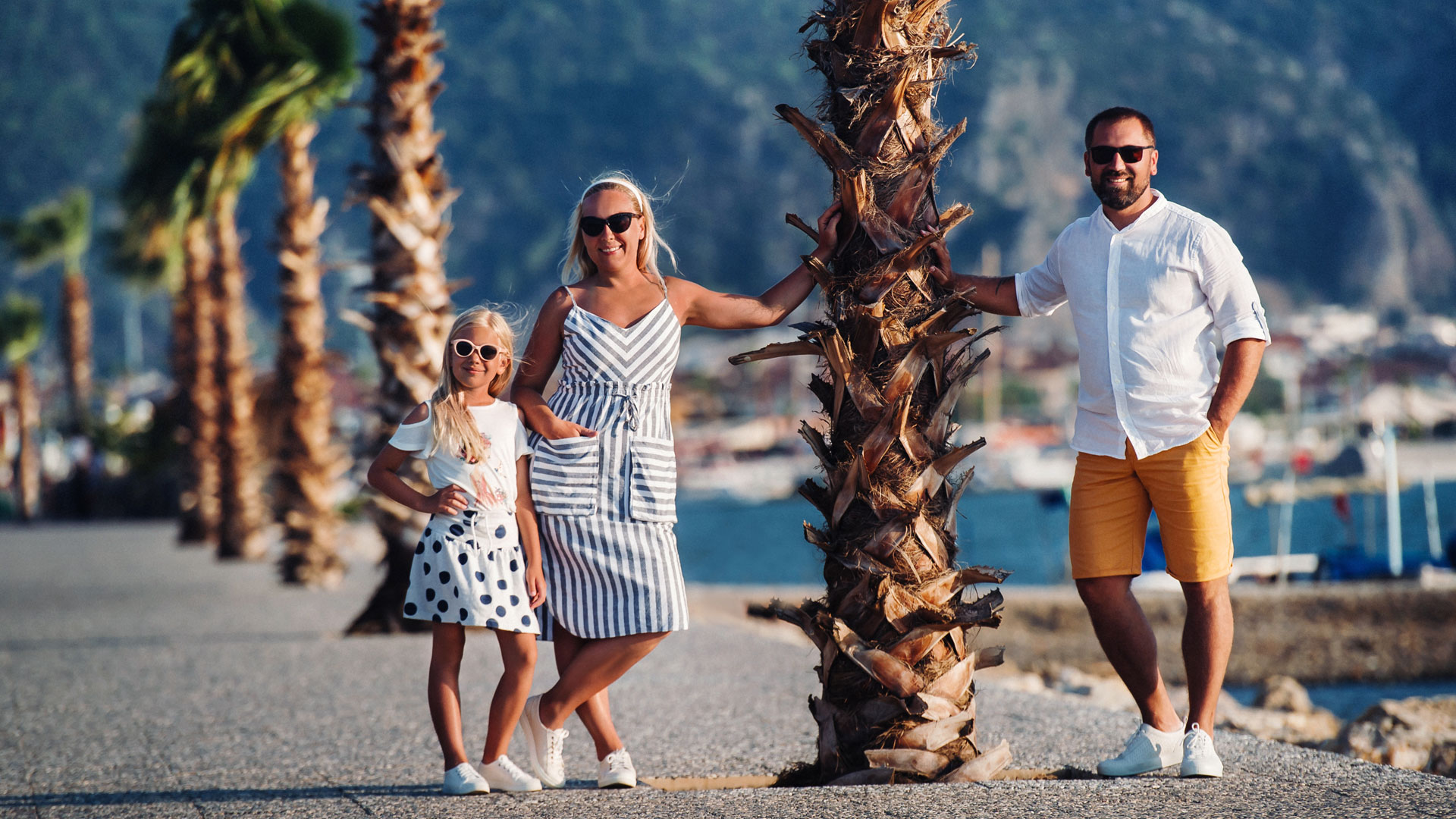 Private Tours VS Group Tours, 10 Reasons why to Choose Private Tours